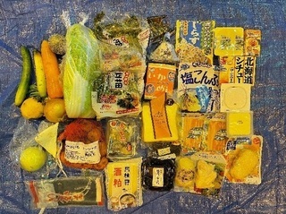 写真：直接廃棄された様々な食品