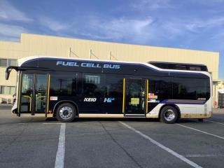 写真：燃料電池バス2