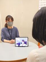 写真：タブレット通訳2