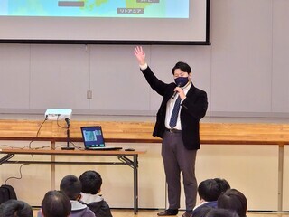 写真：西落合小学校での交流会2