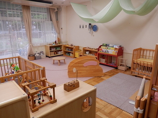 写真：多摩市こども家庭センター3