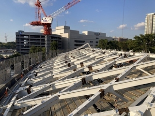 写真：屋根鉄骨全景