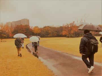 写真：令和元年度　多摩市若者会議フィールドワークの様子3