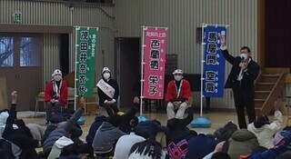写真：西落合小学校の模擬投票