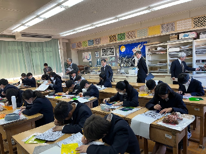 写真：令和5年度第2回　中学校授業見学の様子