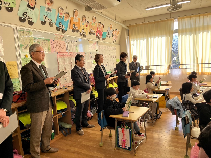 写真：令和5年度第3回　小学校授業見学の様子