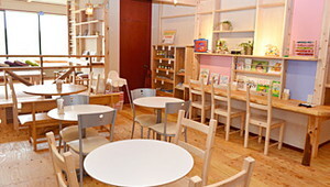 写真：おしごとカフェ 店内
