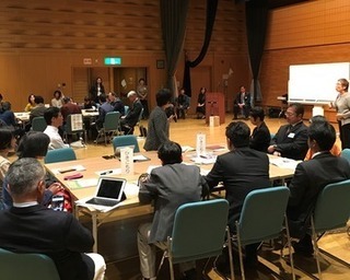 写真：11月10日の永山公民館の意見交換会の様子