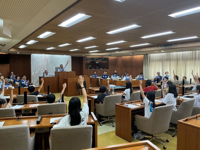 子ども議会の様子（子ども議会）