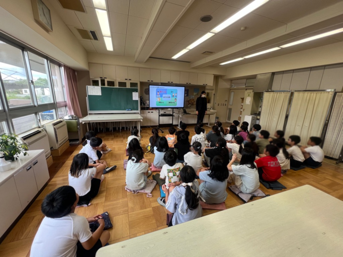 永山小学校での講話の様子