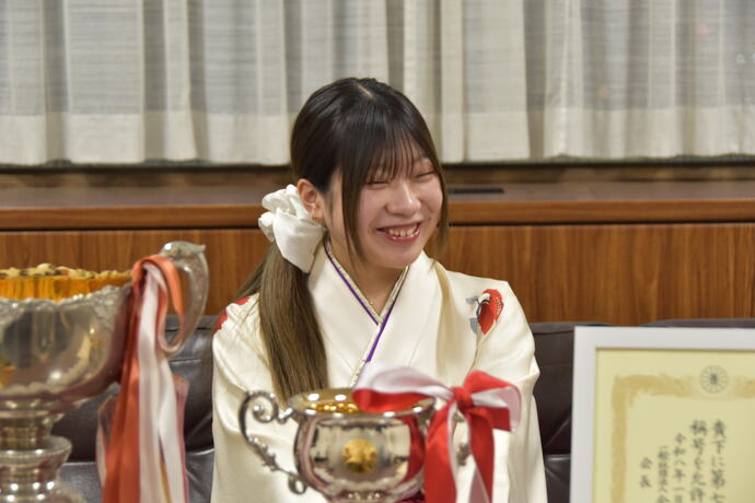 市長とお話する矢島さん