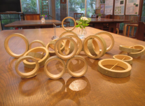 多摩産の竹で作った工作の写真